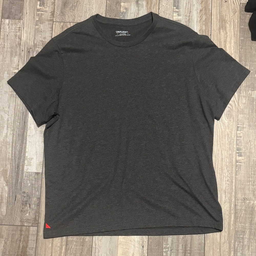 Men's UNtuckit T-Shirt